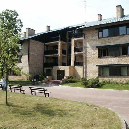Lesny Dwor Aparthotel Mielno  Exteriör bild